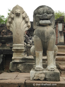 phimai statue lion adorns