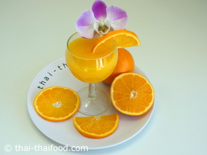 น้ำส้มคั้นสดๆ